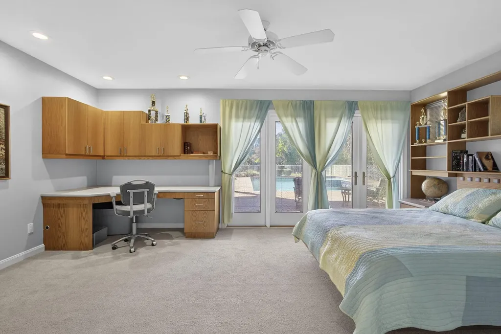 5564 Whirlaway Road Palm Beach Gardens FL 33418