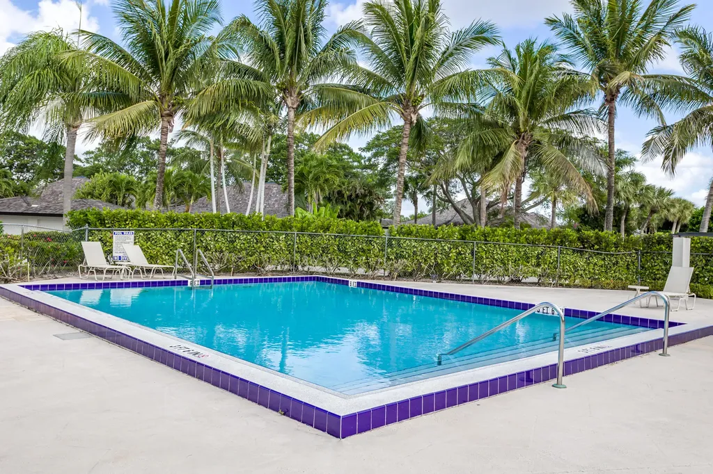 11842 Pebblewood Drive Wellington FL 33414