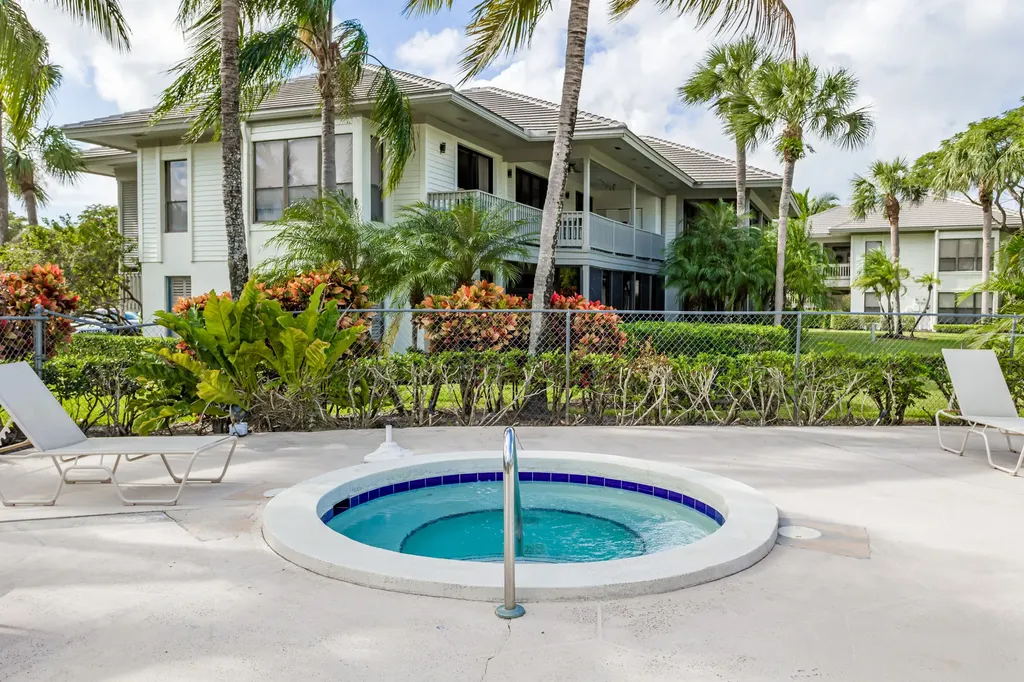 11842 Pebblewood Drive Wellington FL 33414