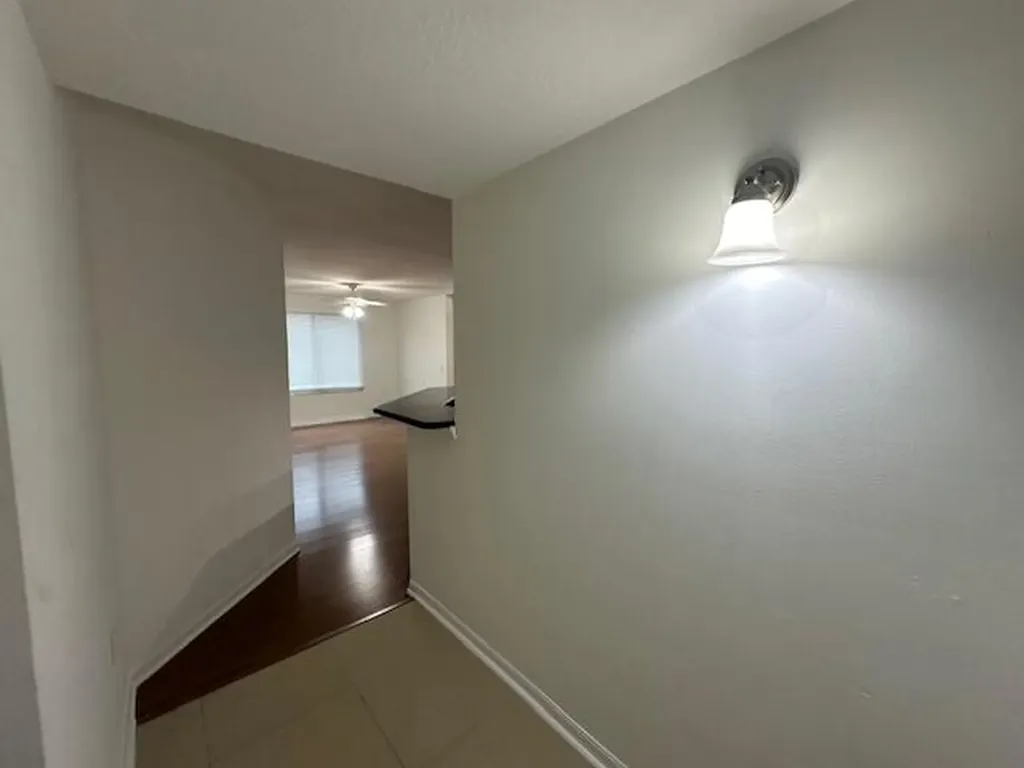 401 Villa Circle Boynton Beach FL 33435