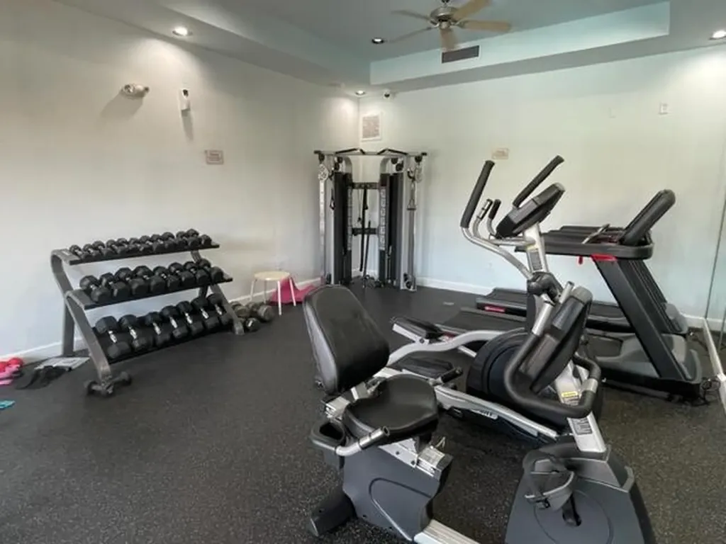 401 Villa Circle Boynton Beach FL 33435
