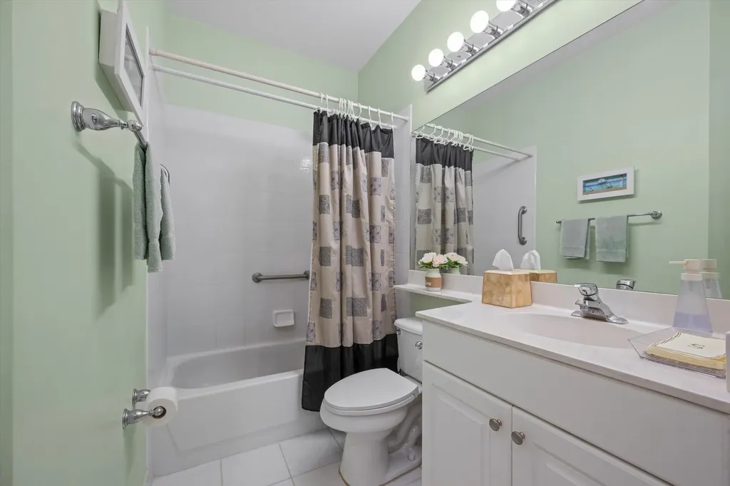 9078 Bay Point Circle West Palm Beach FL 33411