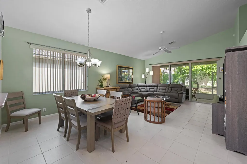 9078 Bay Point Circle West Palm Beach FL 33411