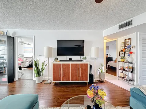 8225 Sunrise Lakes Boulevard Sunrise FL 33322
