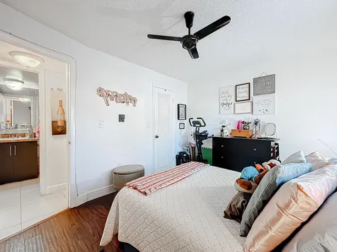 8225 Sunrise Lakes Boulevard Sunrise FL 33322