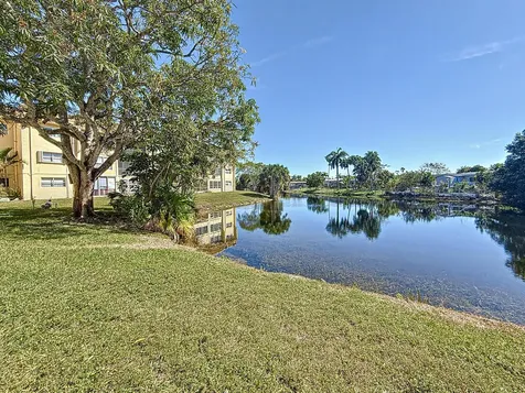8225 Sunrise Lakes Boulevard Sunrise FL 33322
