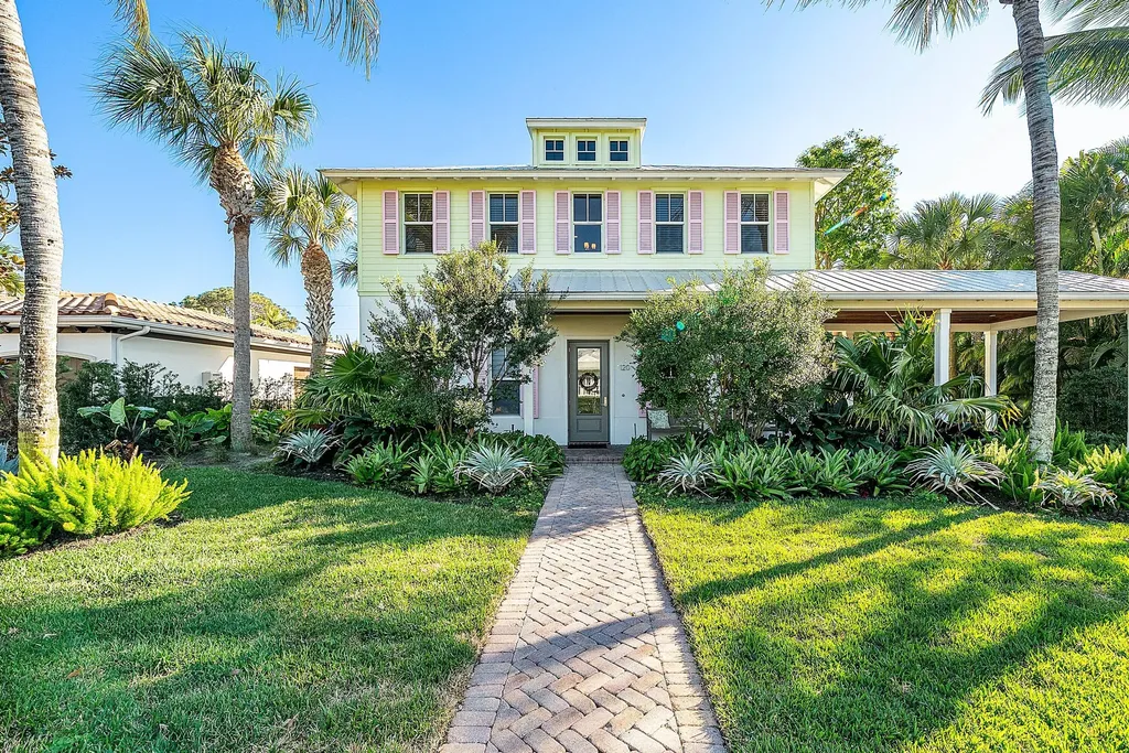 120 Grove Way Delray Beach FL 33444