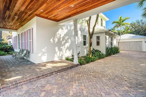 120 Grove Way Delray Beach FL 33444