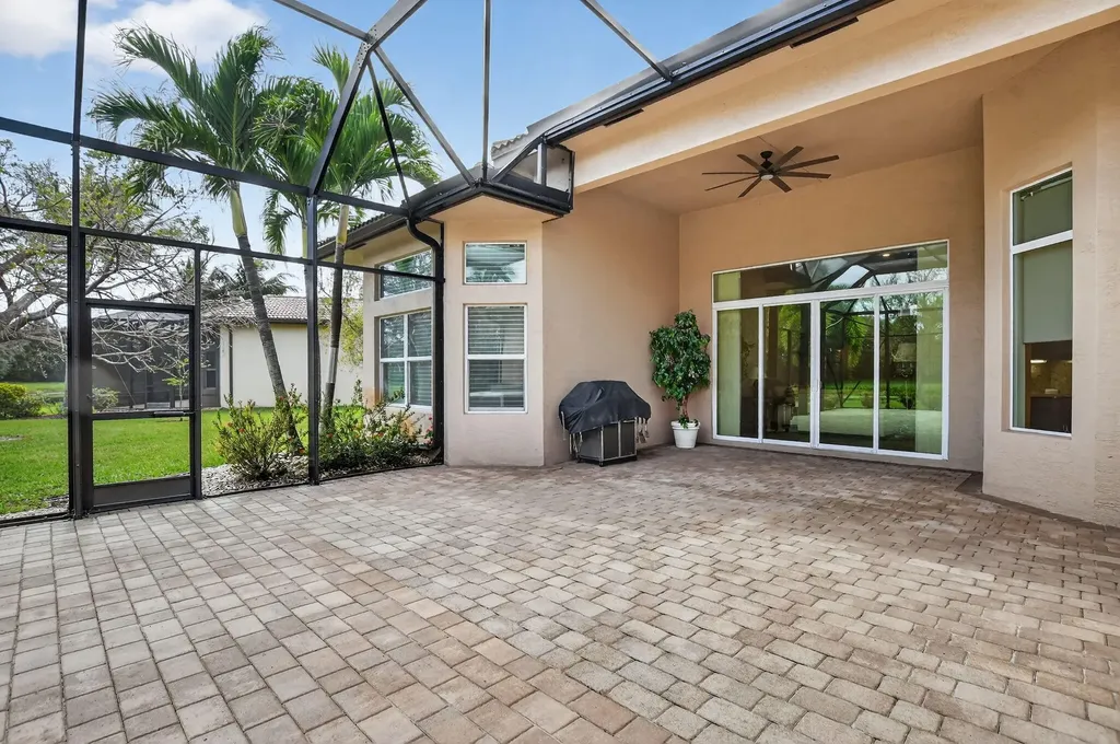 12133 Glacier Bay Drive Boynton Beach FL 33473