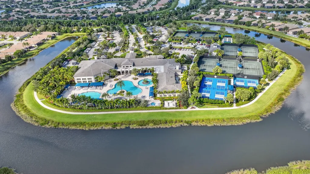 12133 Glacier Bay Drive Boynton Beach FL 33473
