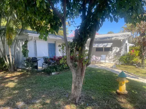 3123 SW Natura Avenue Deerfield Beach FL 33441
