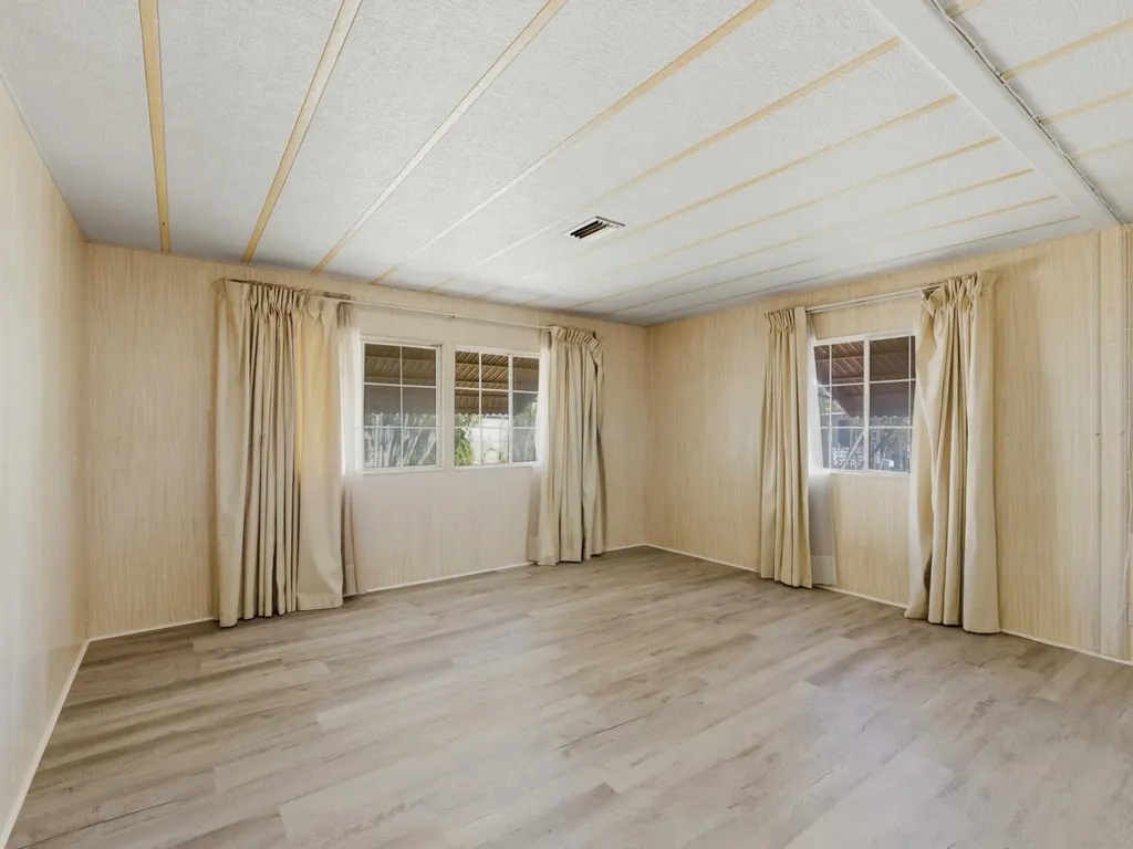 8903 Oak Street Boynton Beach FL 33436