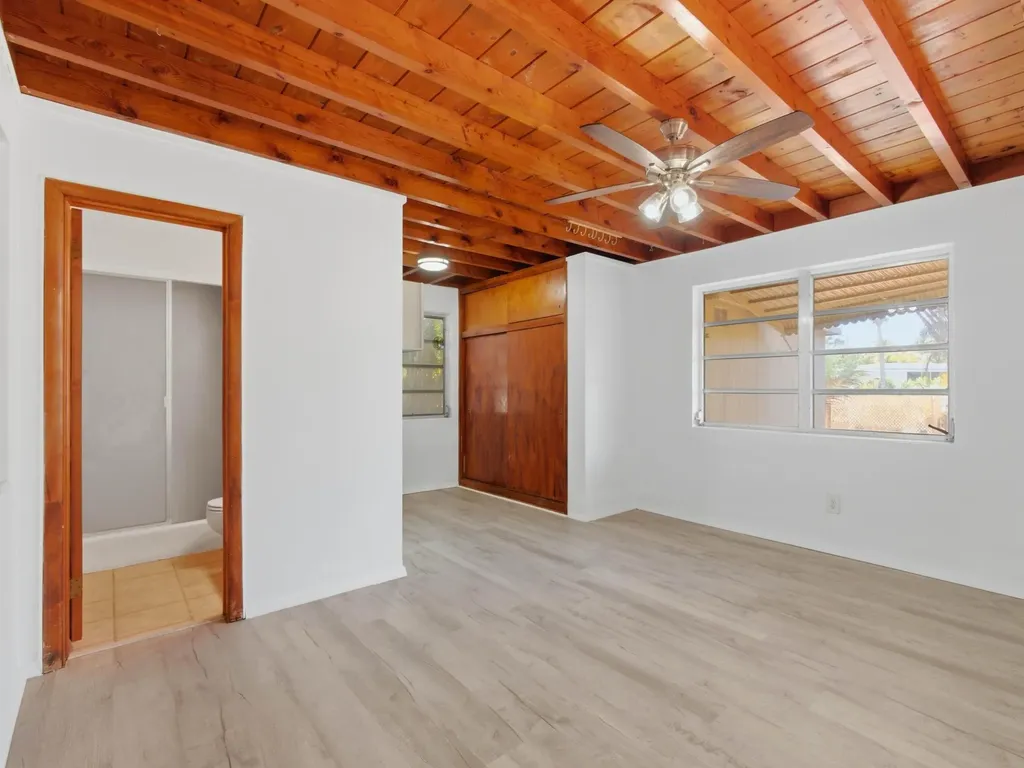 8903 Oak Street Boynton Beach FL 33436