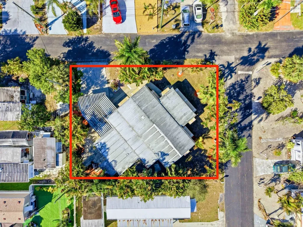 8903 Oak Street Boynton Beach FL 33436