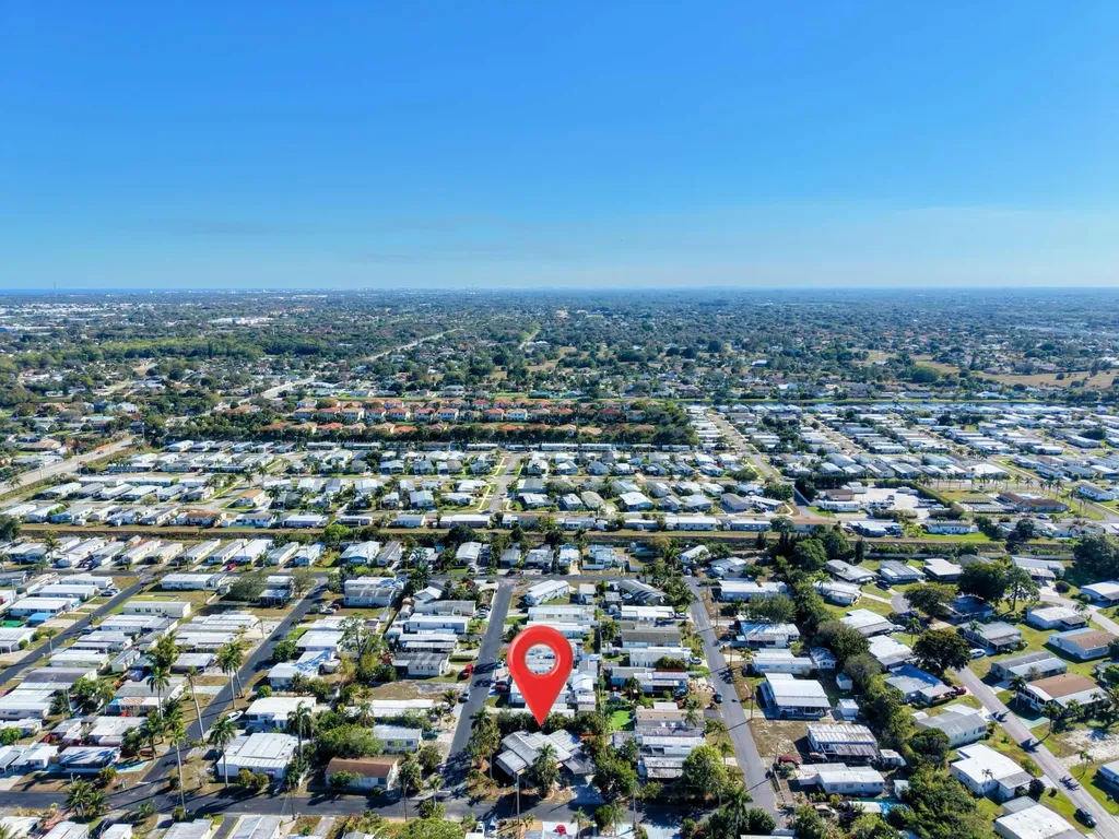 8903 Oak Street Boynton Beach FL 33436