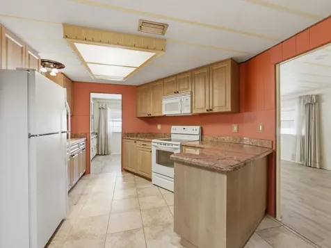 8903 Oak Street Boynton Beach FL 33436