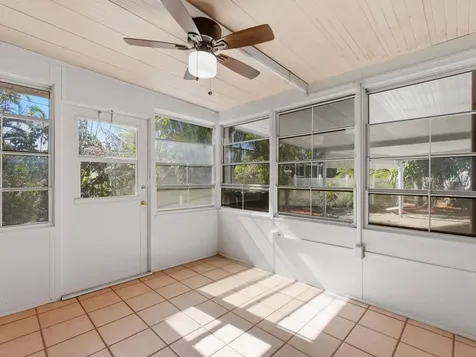 8903 Oak Street Boynton Beach FL 33436