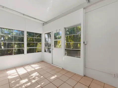 8903 Oak Street Boynton Beach FL 33436