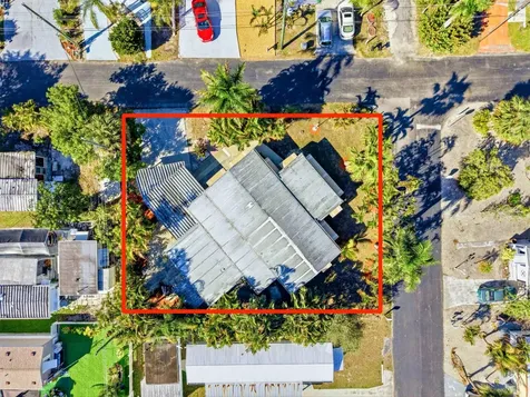 8903 Oak Street Boynton Beach FL 33436