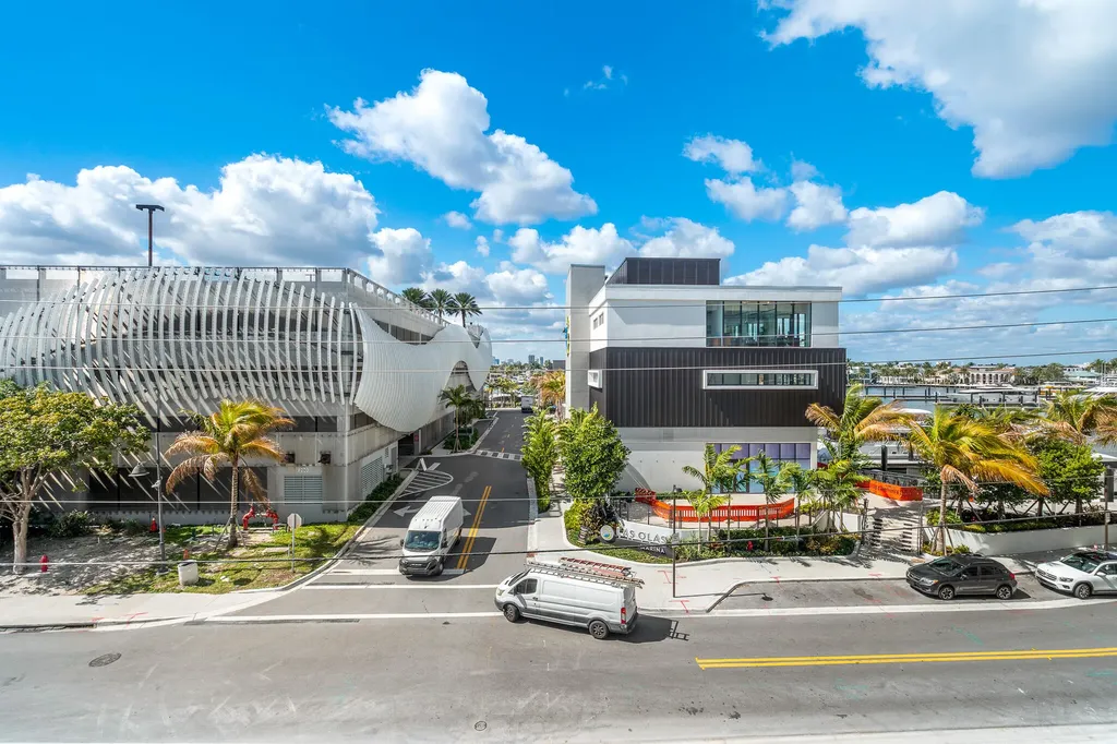 200 S Birch Road Fort Lauderdale FL 33316