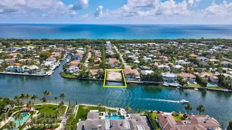 601 NE Spanish Trail Boca Raton FL 33432