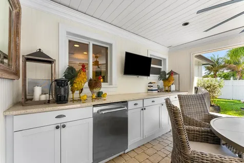 124 Bonnie Briar Lane Delray Beach FL 33444