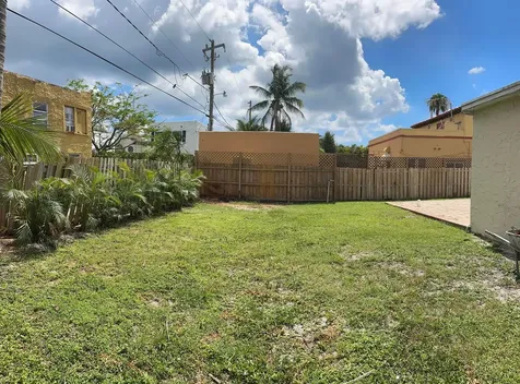 619 37th Street West Palm Beach FL 33407
