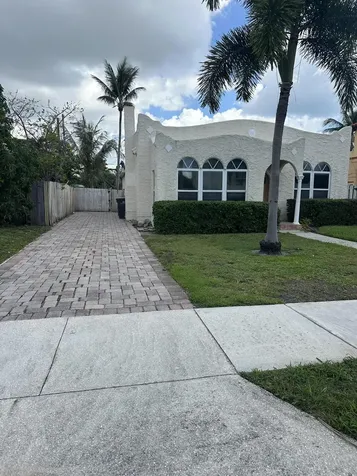 619 37th Street West Palm Beach FL 33407