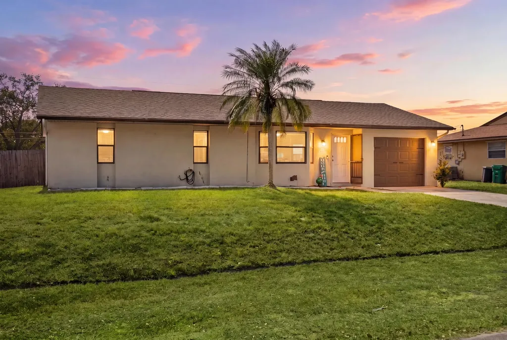 822 SW Harvard Road Port St Lucie FL 34953