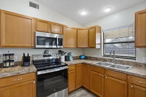 822 SW Harvard Road Port St Lucie FL 34953