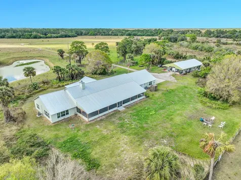 3901 Wild Turkey Trail Okeechobee FL 34974