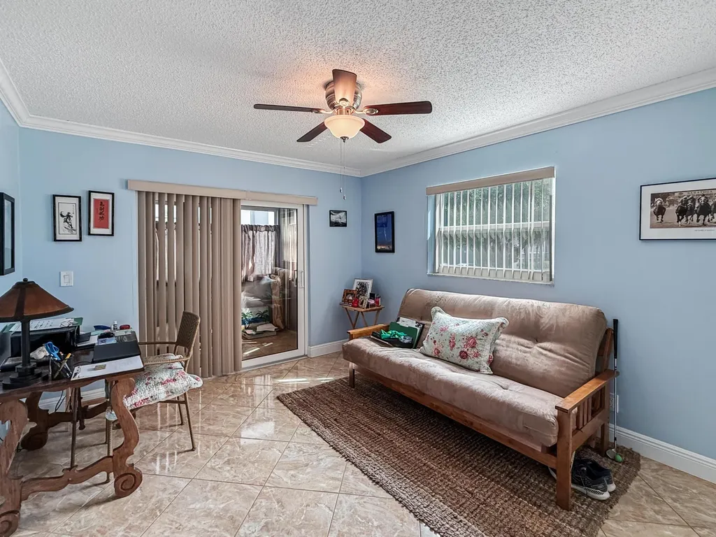 334 Piedmont G Delray Beach FL 33484