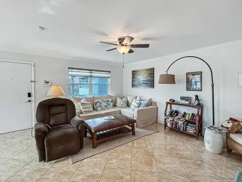 334 Piedmont G Delray Beach FL 33484