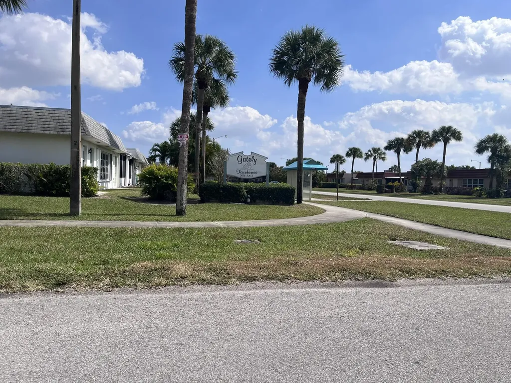 2638 Gately Drive West Palm Beach FL 33415