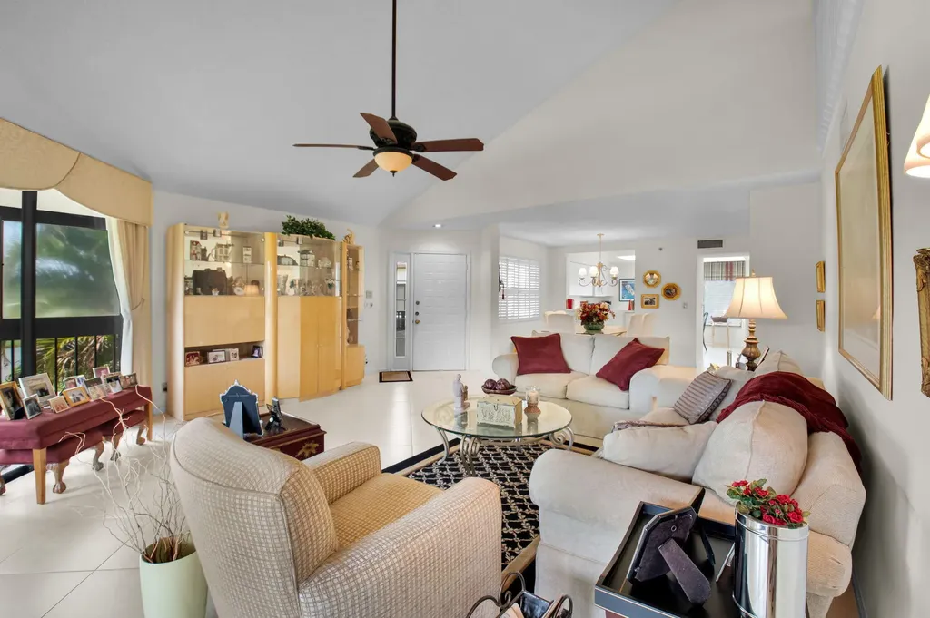 7380 Clunie Place Delray Beach FL 33446