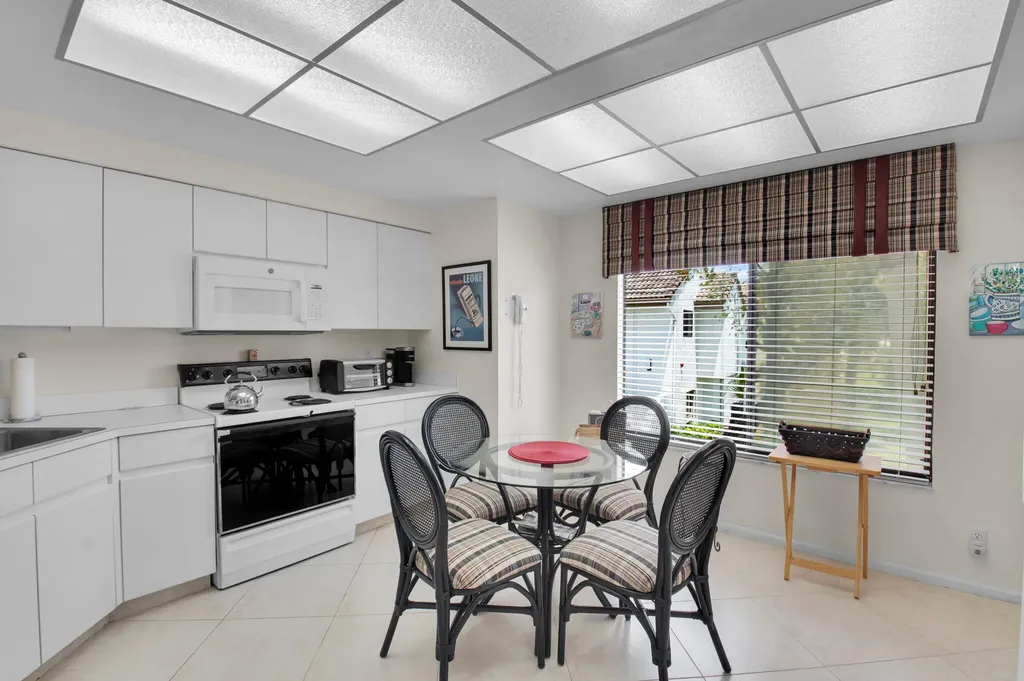7380 Clunie Place Delray Beach FL 33446