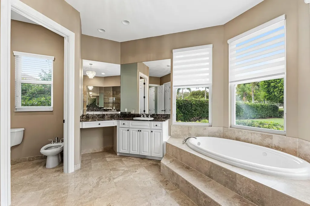 8880 S Kendale Circle Lake Worth FL 33467