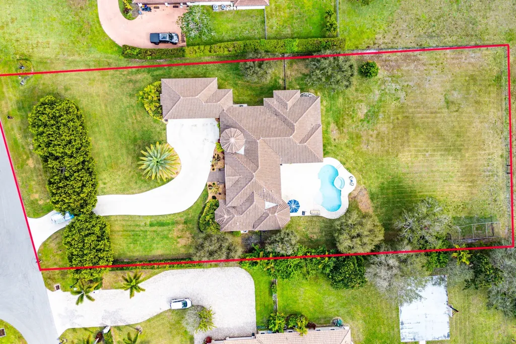 8880 S Kendale Circle Lake Worth FL 33467