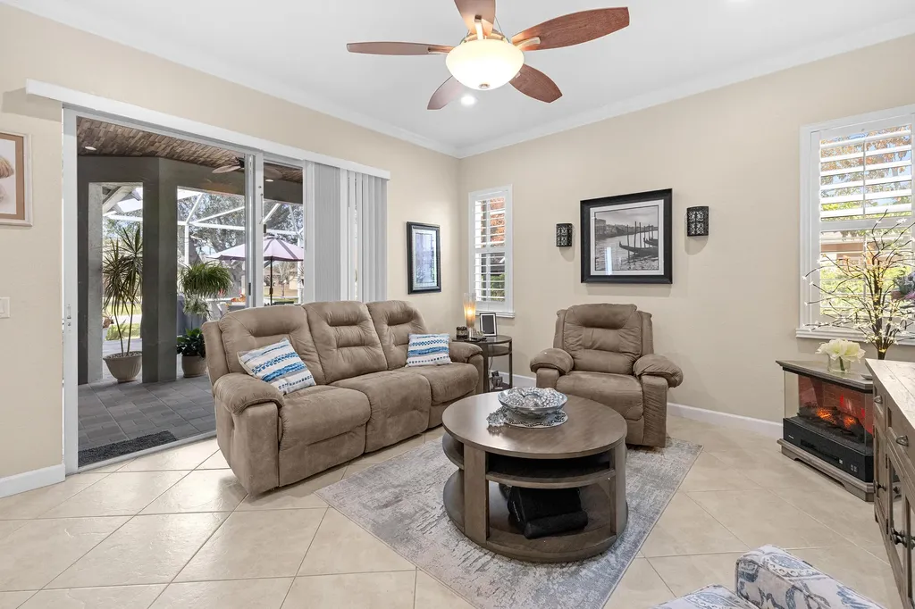 2301 SW Lawford Street Port St Lucie FL 34953