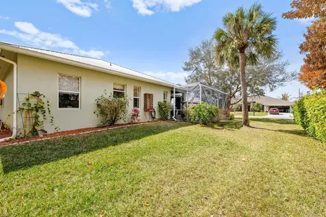 2301 SW Lawford Street Port St Lucie FL 34953