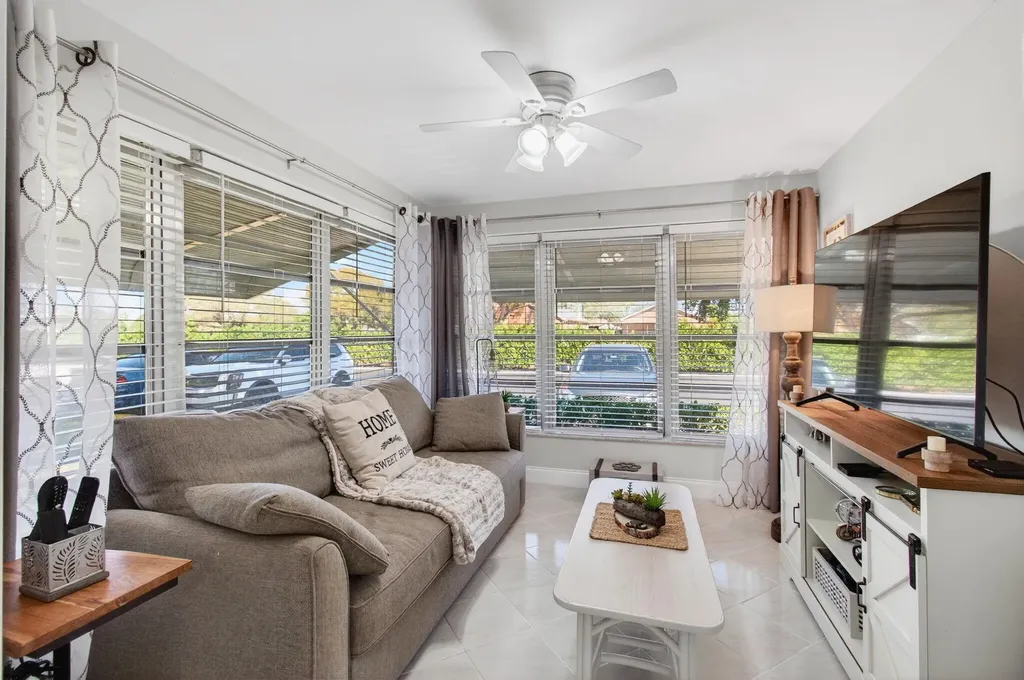 4530 NW 4th Street Delray Beach FL 33445