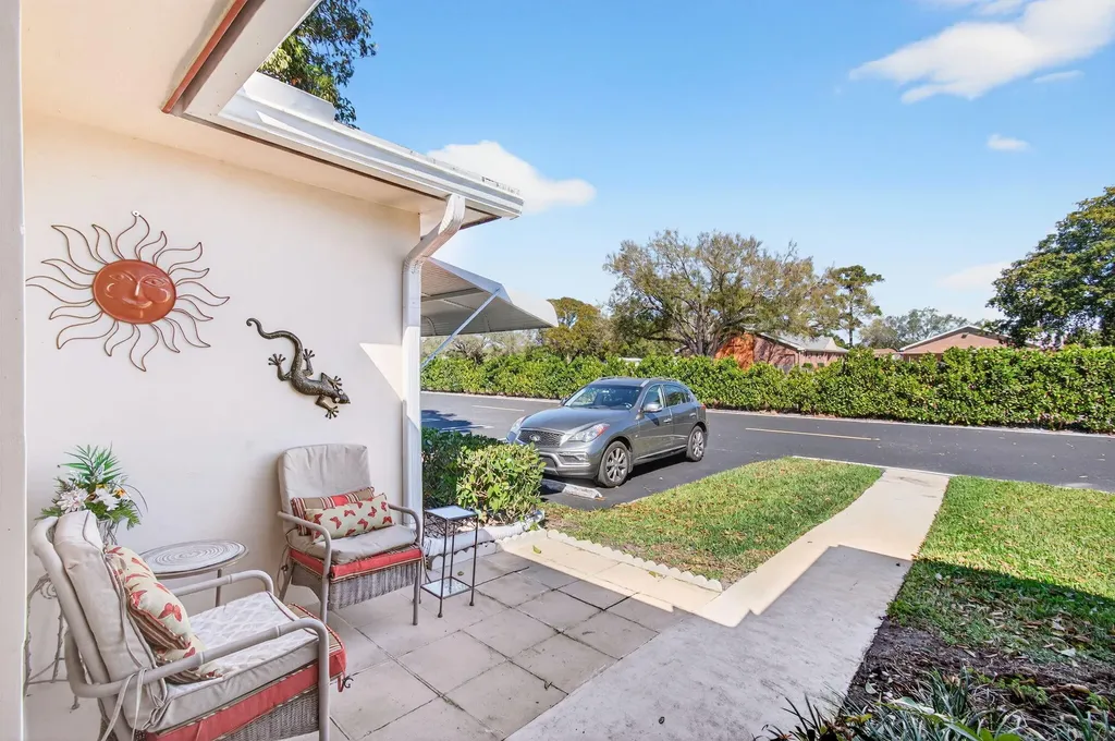 4530 NW 4th Street Delray Beach FL 33445