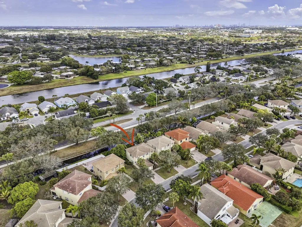 5002 Victoria Circle West Palm Beach FL 33409