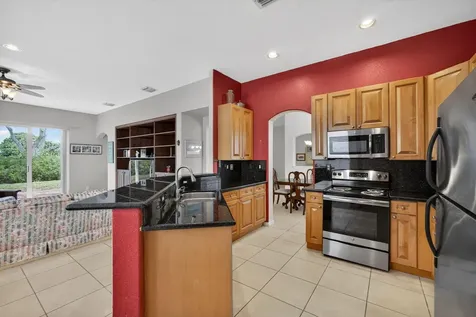 5002 Victoria Circle West Palm Beach FL 33409