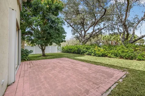 5002 Victoria Circle West Palm Beach FL 33409