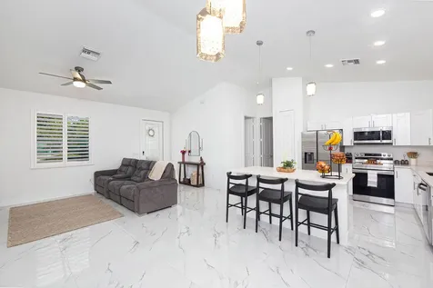 3573 NW 18th Avenue Okeechobee FL 34972