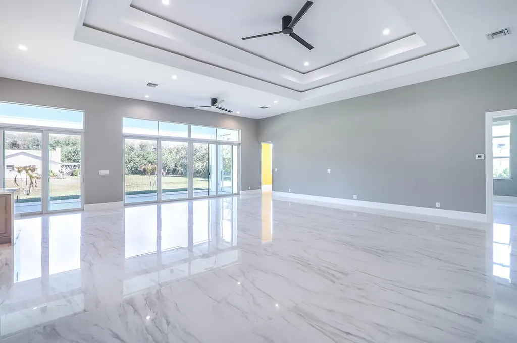 7595 155th Place N Palm Beach Gardens FL 33418