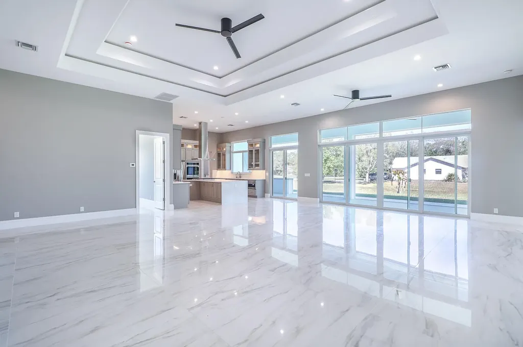 7595 155th Place N Palm Beach Gardens FL 33418