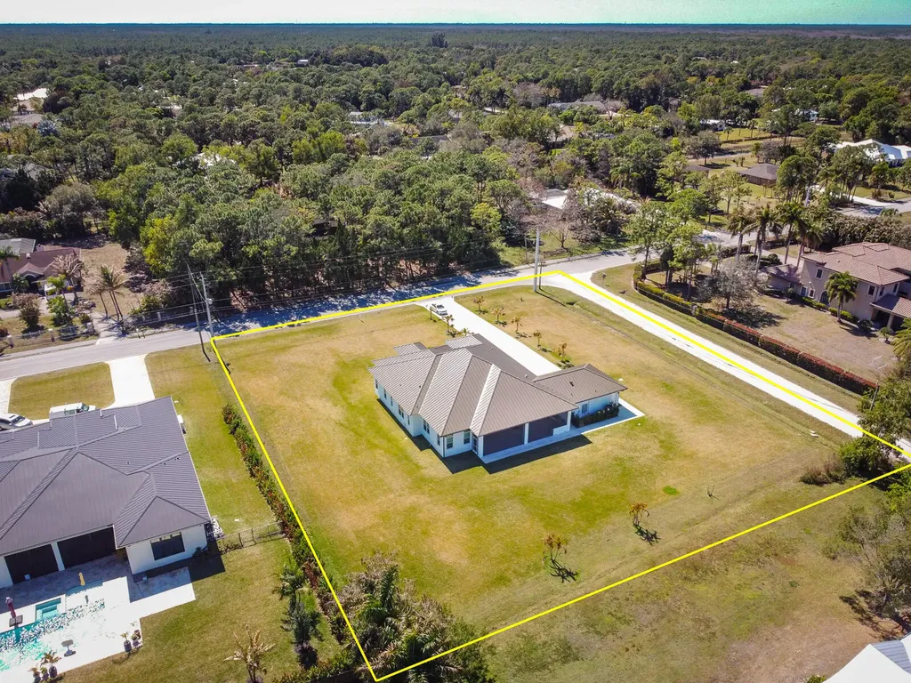7595 155th Place N Palm Beach Gardens FL 33418