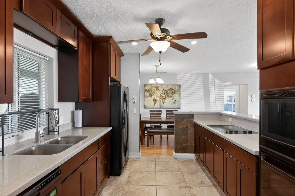 301 SE 3rd Street Deerfield Beach FL 33441